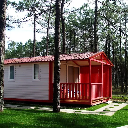 مكان تخييم Parque De Campismo Orbitur Vagueira